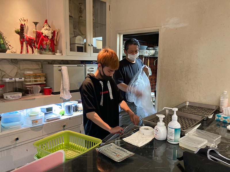 朝のご挨拶・掃除